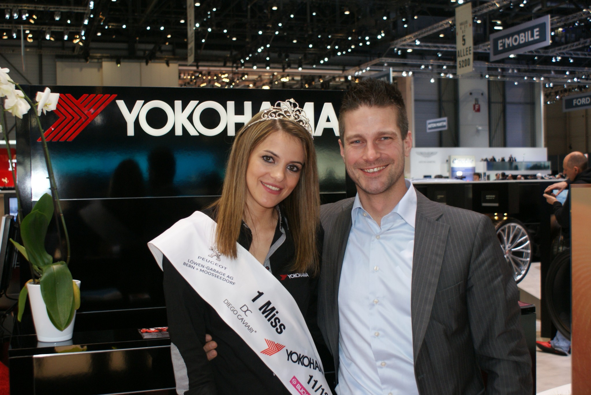 Miss Yokohama auf der Geneva Motor Show 2012